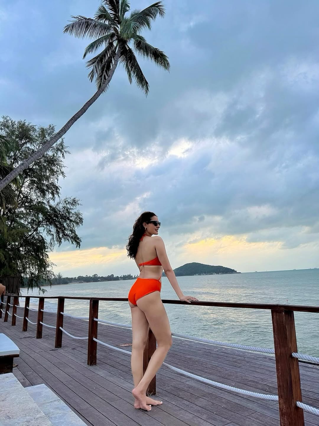 pragaya jaiswal 7