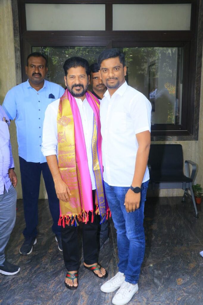 Pendayala vamshikrishna congress social media