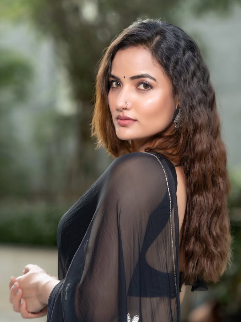 siri hanumanth (6)